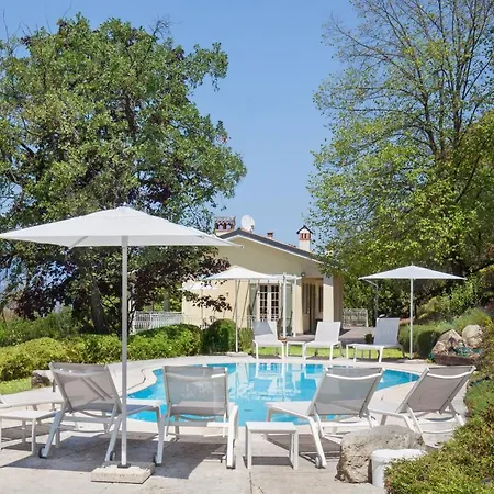 Villa Ilaria With Pool