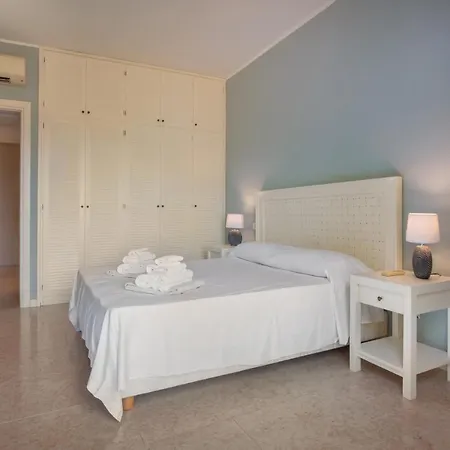 Villa Ilaria With Pool